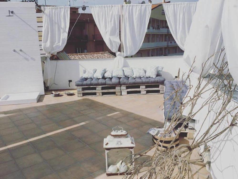 Il Giardino D'Ulisse Bed & Breakfast Reggio Calabria Exterior photo