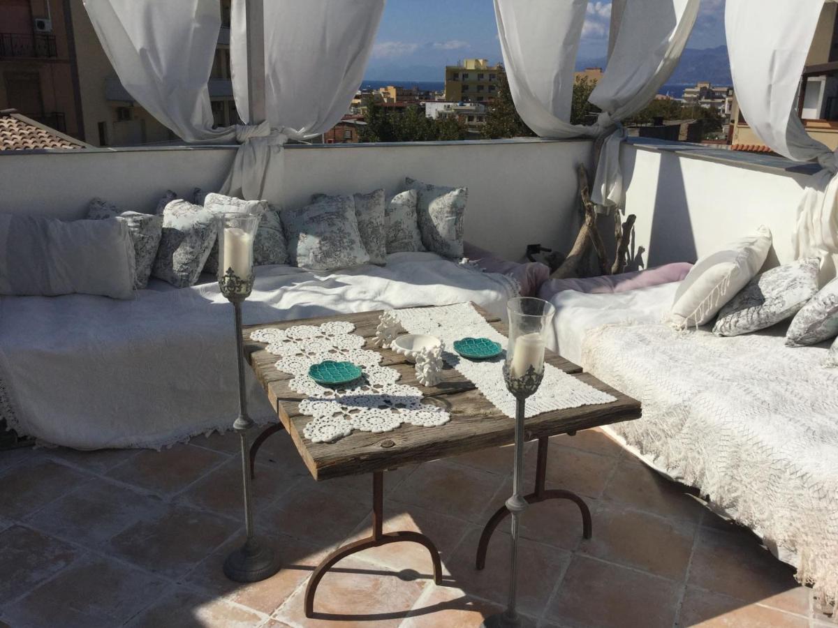 Il Giardino D'Ulisse Bed & Breakfast Reggio Calabria Exterior photo